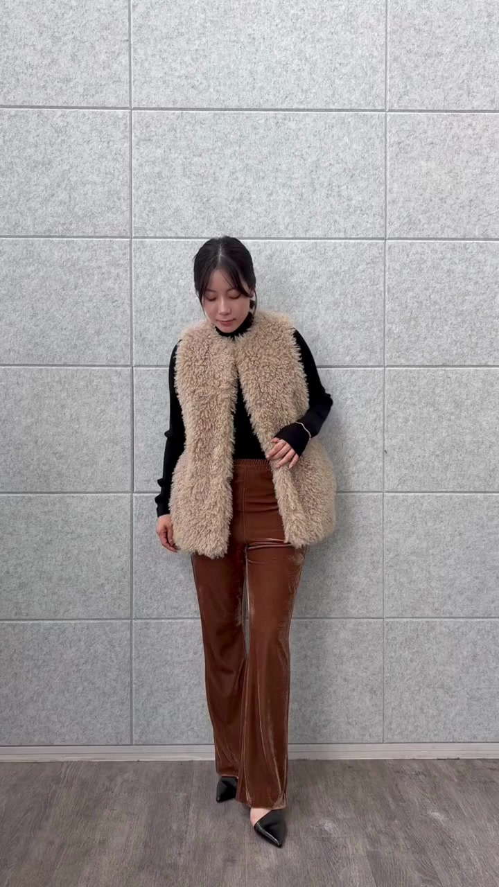 手洗い可】ベロアセミフレアパンツ（フルレングスパンツ） | cloenc